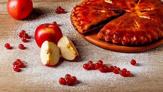 Осетинский пирог с яблоком и смородиной - фото 1