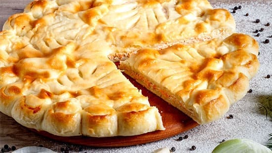 Осетинский пирог с лососем, сыром и шпинатом - фото 2
